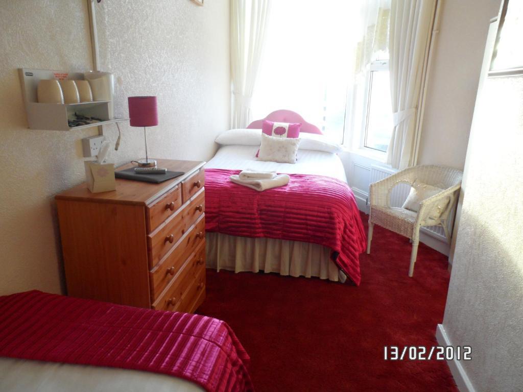 Lyric Hotel Blackpool Room photo
